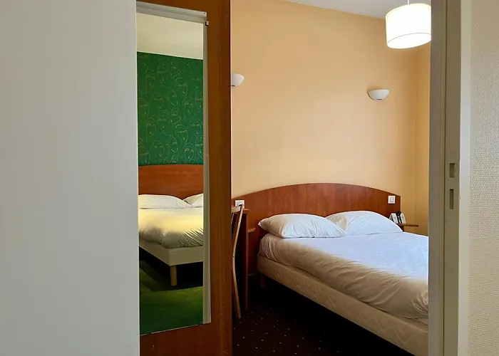 Logis Hotel & Restaurant - Le Saint-Louis