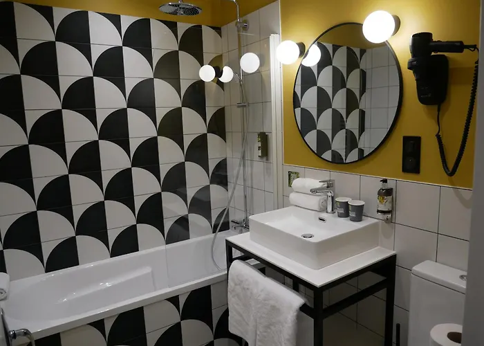 Logis Hotel & Restaurant - Le Saint-Louis