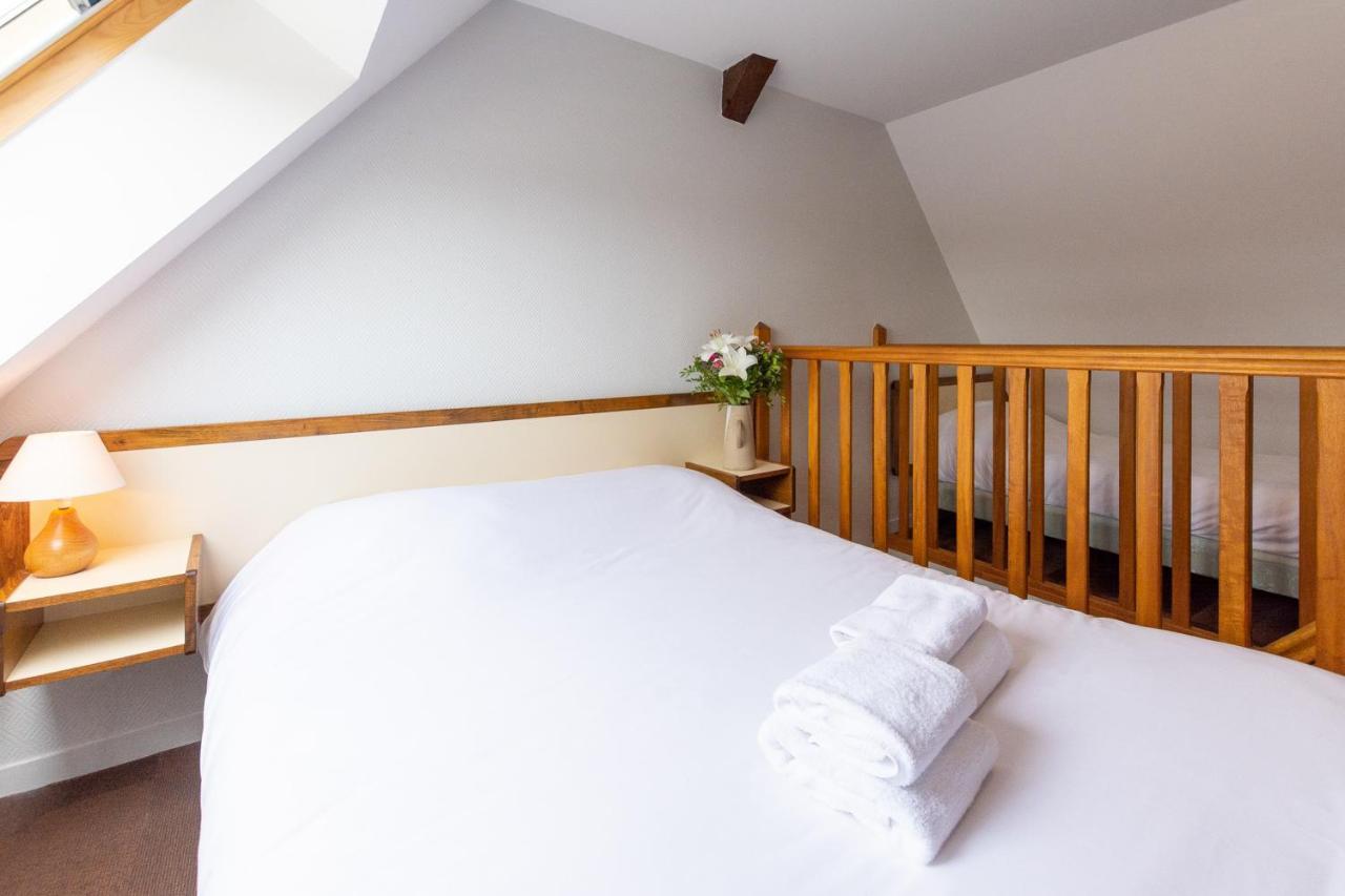 Hotel Logis & Restaurant - Le Saint-louis 3*