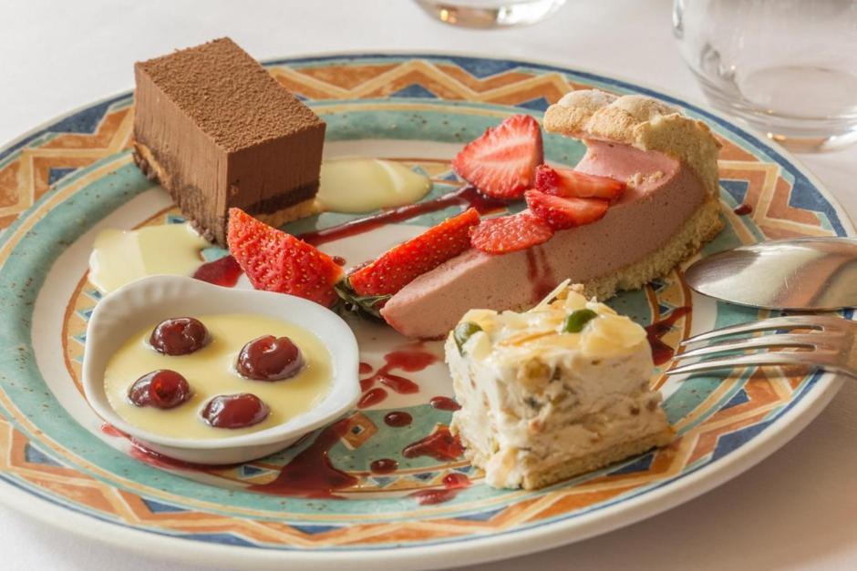 Logis Saint Louis Hotel 3*