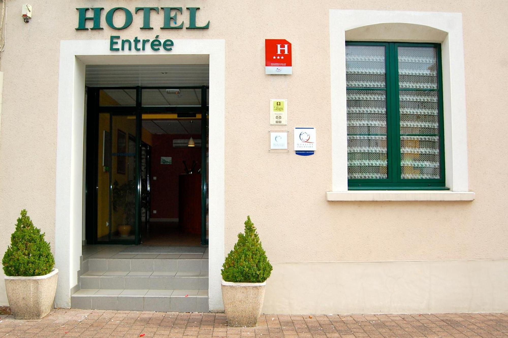Hotel Logis & Restaurant - Le Saint-louis 3*
