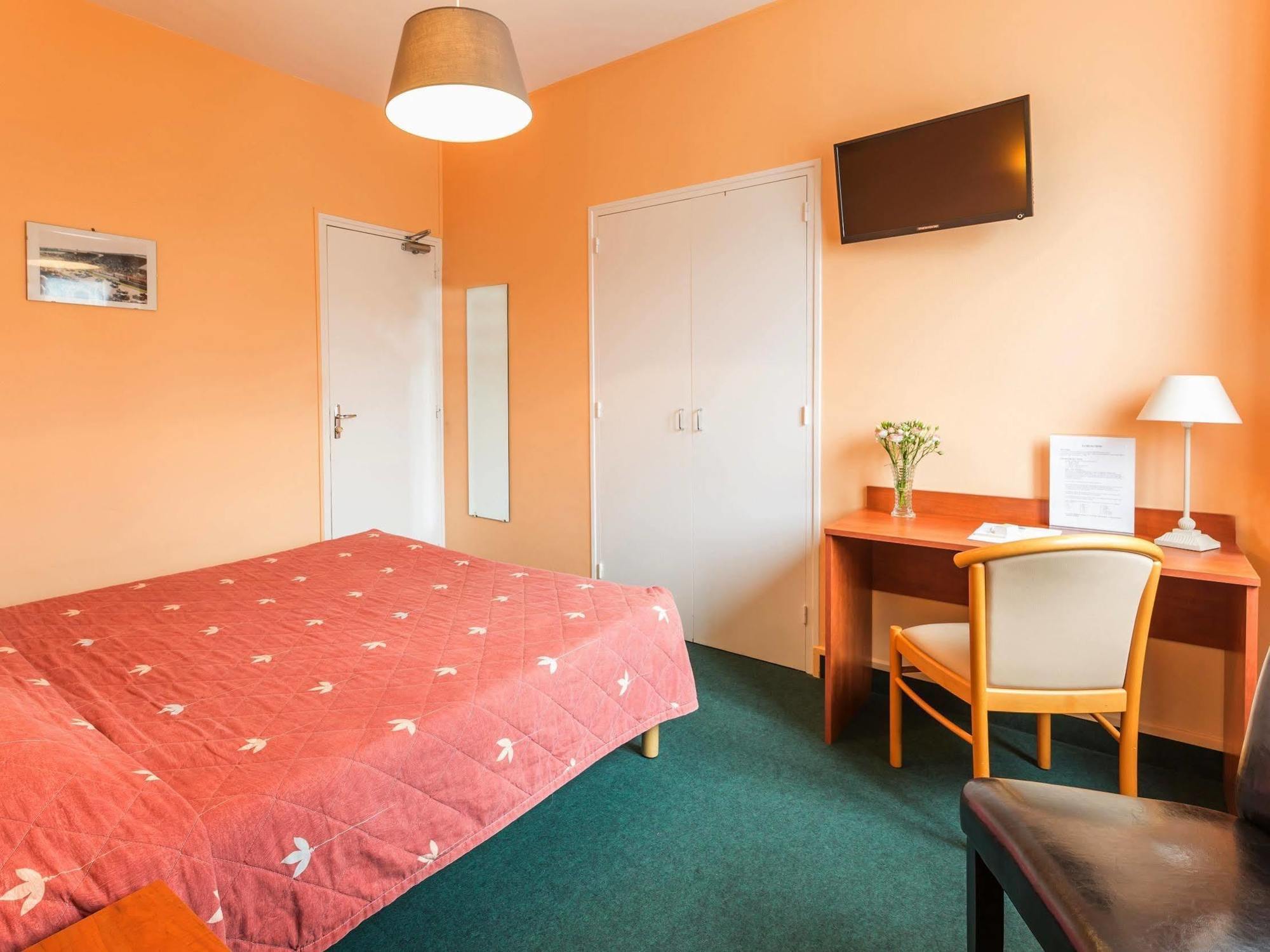 Hotel Logis & Restaurant - Le Saint-louis